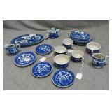 Lot of 13 Willow Toy dish set