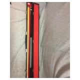 Pool cue with case like new