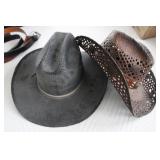 2 Cowboy Hats