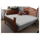 King Mattress w Queen Head & Foot Board