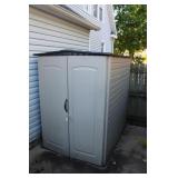 Rubbermaid Poly Shed w Contents