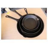 Unmarked 3 Piece Cast Iron Skillet Set