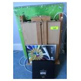 Easel & Art Supplies