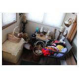 Collectibles & Decorations