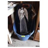 Garden Tub, Paint Supplies, & Dï¿½cor