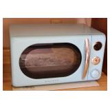Galanz Retro Microwave