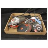 Porter Cable 4 1/2" Angle Grinder & Discs