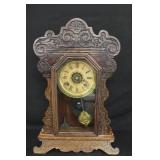 Waterbury Oak Case Mantle Clock