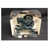 1:16 Ertl McCormick Deering Model M Hit & Miss Eng