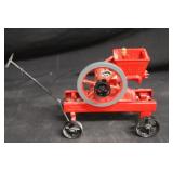 1:16 Ertl New Holland Hit & Miss Gas Engine