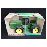 1:16 Ertl John Deere 8760 4-Wheel Drive Tractor