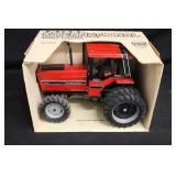 1:16 Ertl International 5488 AWD Assist Tractor
