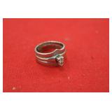 10K Gold Ladies Ring w/Diamond