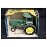 1:32 Ertl John Deere Sound-Idea Tractor