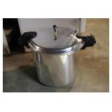Large Mirror Pressure Cooker