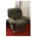 Oversized Lay-Z-Boy Recliner