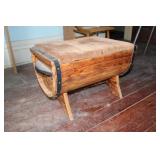 Barrell Footrest w Storage