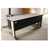 Office Desk/ Computer Table