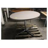42" Round Table