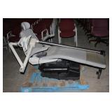 HealthCo Celebrity Dental Chair w Exam Light