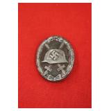 WW II German Wound Badge w/pin