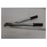 Tire Bead Breaker