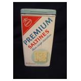 Vintage Nabisco Saltine Tin