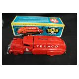 NIB Ertl 1939 Dodge Airflow Texaco Bank