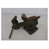 Wilton  3 1/2" Bench Vice