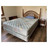 Queen Size Bed w Solid Oak Headboard