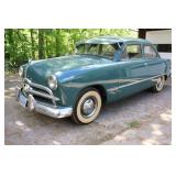 1949 Ford Custom  2 Door Sedan