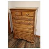 8 Drawer Oak Chest of Drawers
