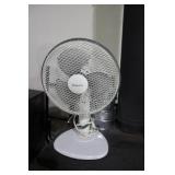 Holmes Oscillating Fan