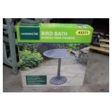 New Garden Line Bird Bath