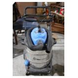 Vacmaster 12 Gallon 5.5 HP Shop Vac