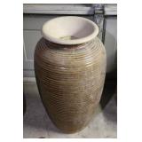 24" Foutain Urn