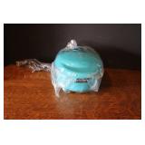 NIB Deluxe Waffle Bowl Maker