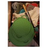 Kitchen Towels & Hot pads