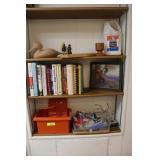 Books and Home Dï¿½cor