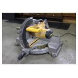 DeWalt DW715 12" Compound Miter Saw