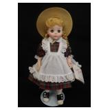 Madame Alexander McGuffey Ana 1525 Doll