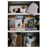 Picture Frames, Projection Lights & Christmas Deco