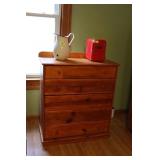 Pine Chest of Drawers