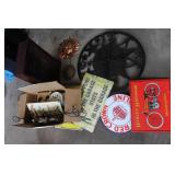 Signs, Clocks, Misc Collectables