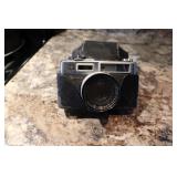 Vintage YASHICA 45mm Camera