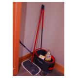 O-Cedar Mop & Bucket