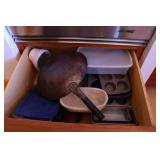 Baking Dishes, Etc.