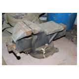 Bench Vise