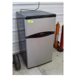 Frigidaire Dorm Size Refrigerator/Freezer