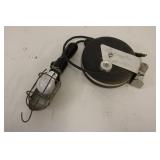 Retractable Trouble Light